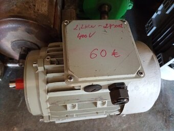 Predám trojfázový elektromotor 2.2kw. - 2