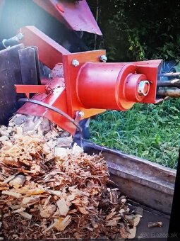 štiepkovač špalikovač zetor - 2
