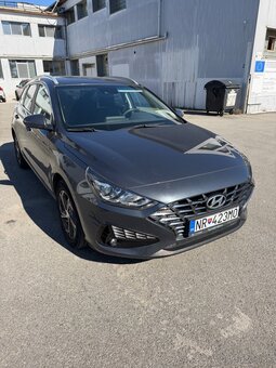 Hyundai i30 cw  1.6 CRDi - 2