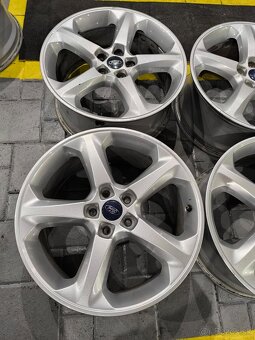 5X108 R18 Ford alu disky+ tpms senzor - 2