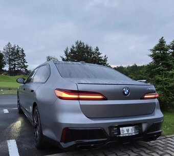 BMW 7.60M 536HP PRENAJOM/RENT A CAR - 2