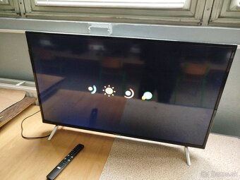 Smart LED Thomson 40FE5606 - 2