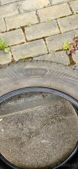 Celorocne pneumatiky 205/55 R16 - 2
