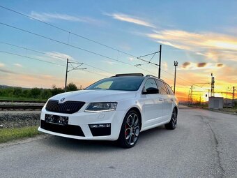Skoda octavia 3 Rs 2.0tsi 162Kw DSG - 2