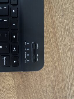 Predám klávesnicu k tabletu / iPadu - 2