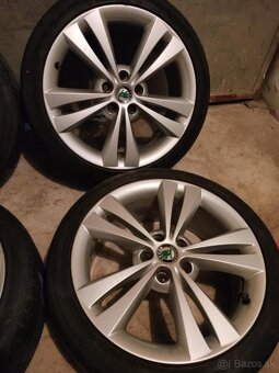 4ks alu disky orig. Škoda 5x112 R18 pneu 225/40 r18 - 2