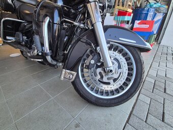 Harley Davidson FLHTK Elektra glide 2010 - 2
