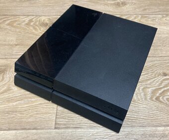 PS4 Fat + Hra FiFa20, bez ovladacky - 2