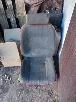 Peugeot 309 gti sedačky - 2