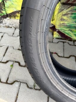 Predám Pneu Pirelli Pzero 245/45 r19 , 275/40 r19 - 2