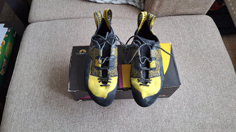 Lezečky La Sportiva Katana Laces Yellow/Black 42 - 2
