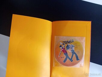 Predám knihu aj s CD Zumba - 2