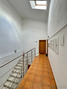 Prenájom 3-izb mezonet v hist.centre TN - Mierové nám. - 2