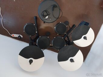 Alesis Debut Kit - 2