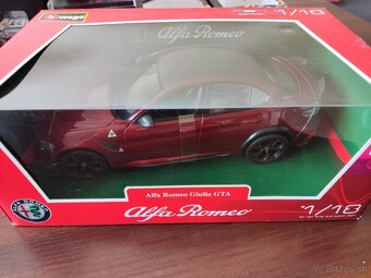 Alfa Romeo Giulia GTA 1:18 - 2