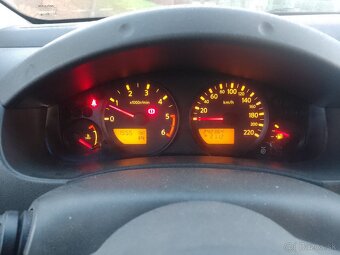 Predám Nissan Navara D40 4x4 ročník 2007 - 2