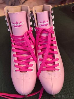 dievčenské korčule ružové - 2