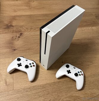 XBOX series s - 2