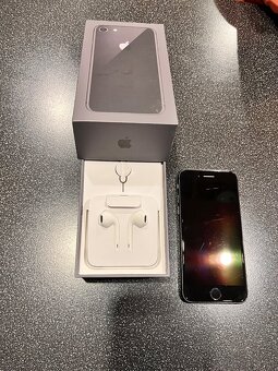 iPhone 8 space gray 64GB - 2