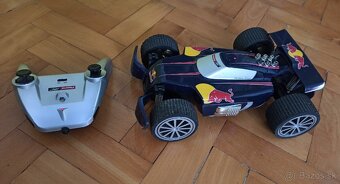 Predám terénne RC autíčko Carrera - 2
