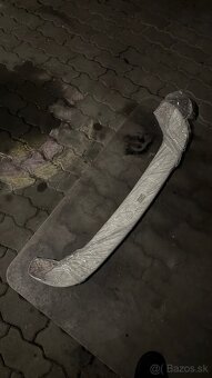 Golf MK4 krídlo - 2