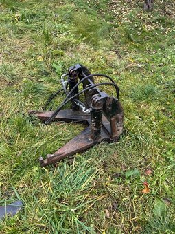 Čelný nakladač TRACLIFT - 2