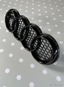 Držiak AUDI znaku do RS masky - 2