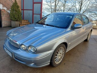 Jaguar X-type 2,5i 143,5kw kód : XB - 2