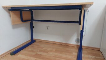 Pisaci stol - 2