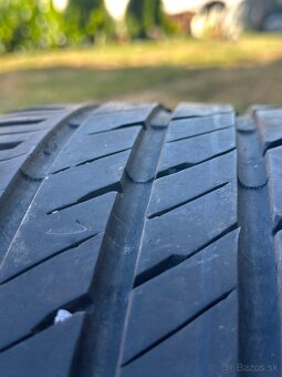 Letné pneu 225/40 R18 - 2