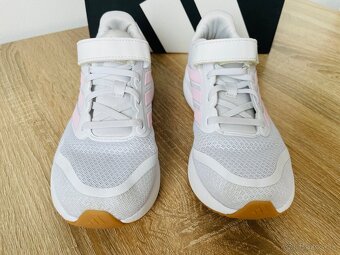 Tenisky Adidas veľkosť 34 - 2