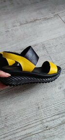 Predám dámske sandálky - 2