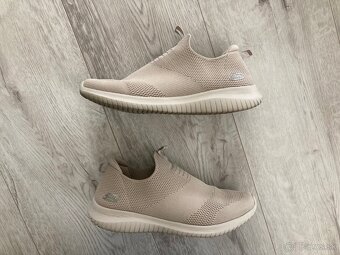 dámske tenisky - našuchovačky Skechers -37 - 2
