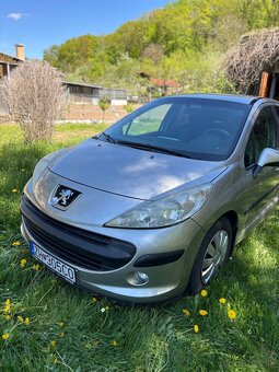Peugeot 207 1.4 E, r. v. 2009 - 2