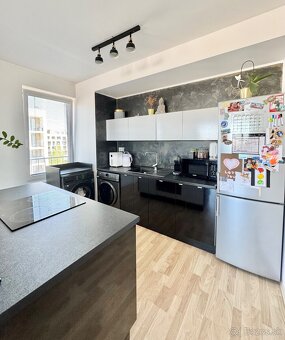 LUNA REALITY PREDAJ 2 - izbového bytu Slnečnice - Viladomy, - 2