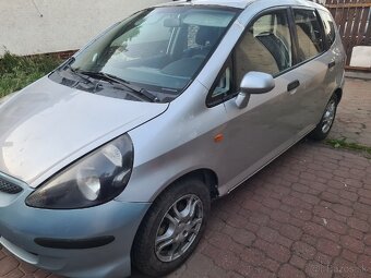 Predám Honda Jazz 1,4i automat - 2