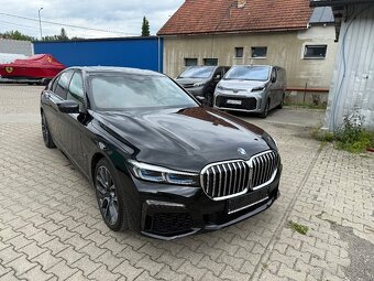 BMW Rad 7 730d xDrive A/T - 2