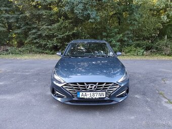 Hyundai i30 1.5 T-GDi mHEV iMT Play - 2
