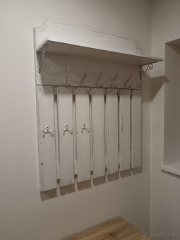 Vešiaková stena - 2