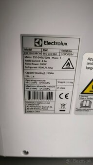 Predám mobilnú klimatizáciu Electrolux XP26U338CW - 2