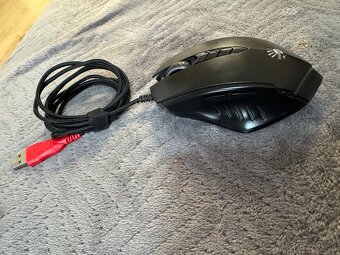 Herná myš A4tech bloody V8MA - 2