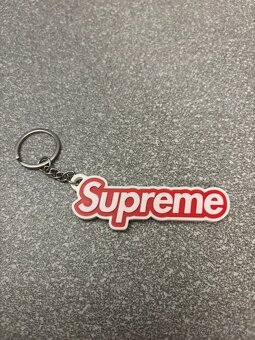 Značkové kľúčenky - 2