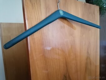 Vešiaky koženné - 2