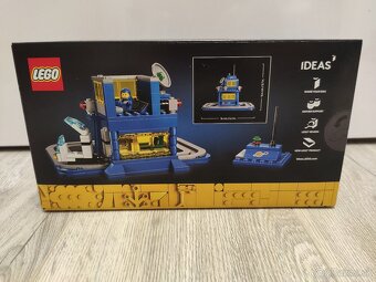 LEGO 40786 Micro Command Center - 2