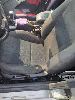 Predam Sedacky  ford focus mk2  combi, 5dverova - 2