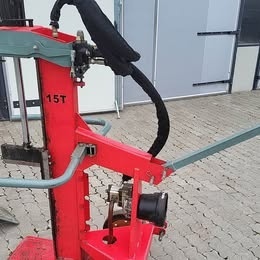 Štípačka za traktor - 2