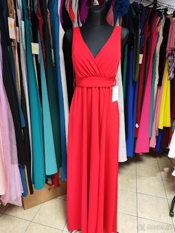 Predám spoločenské šaty 64312j - 2