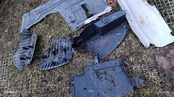 Kryty podvozku BMW F30 - 2