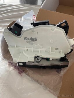 Skoda fabia 2 zamok dveri - 2