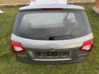 Kufor Suzuki vitara 2015 - 2